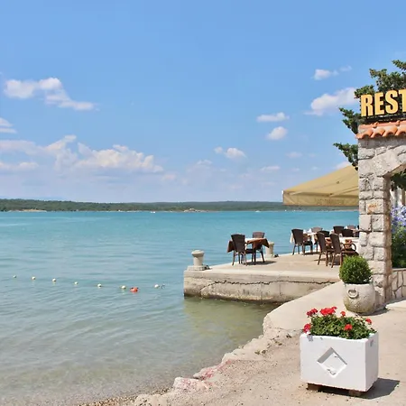 Apartament Near In Krk-insel Krk 54691 Krk Town